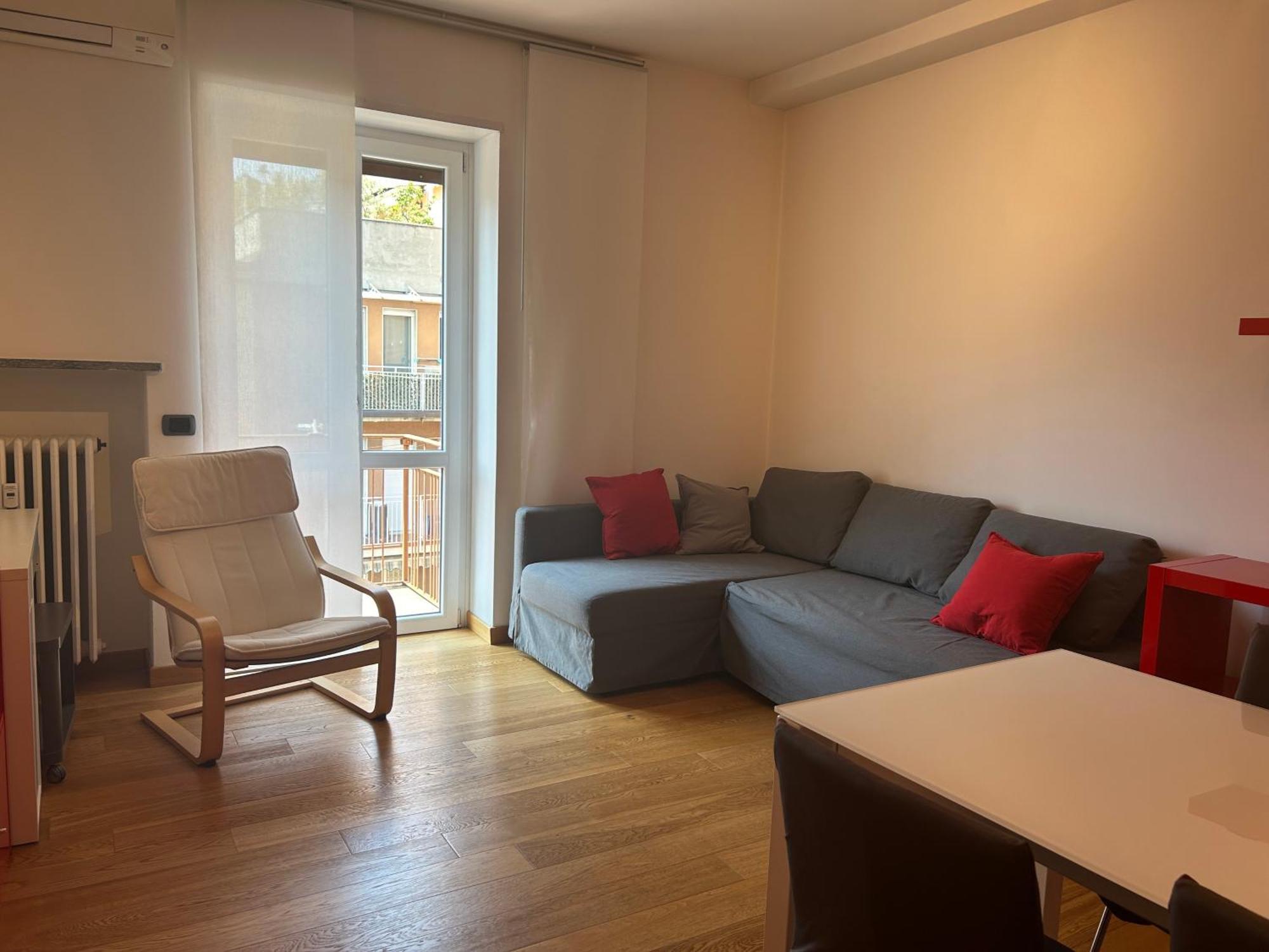 Comfortable Apartment In The Heart Of Lecco Exterior foto