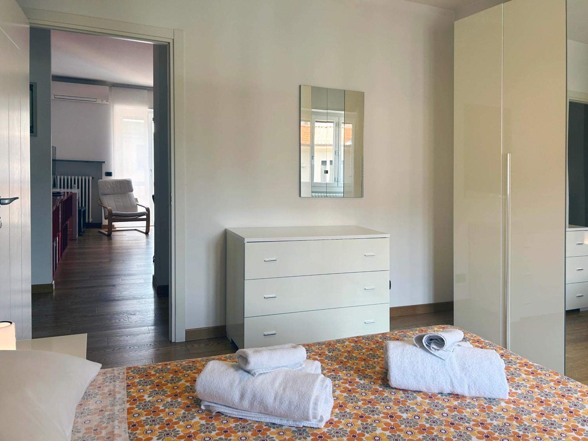 Comfortable Apartment In The Heart Of Lecco Exterior foto